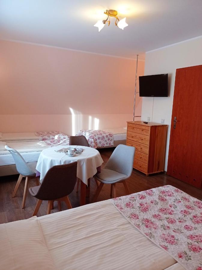 Appartamento Wynajem Pokoi Rancho Zab Esterno foto